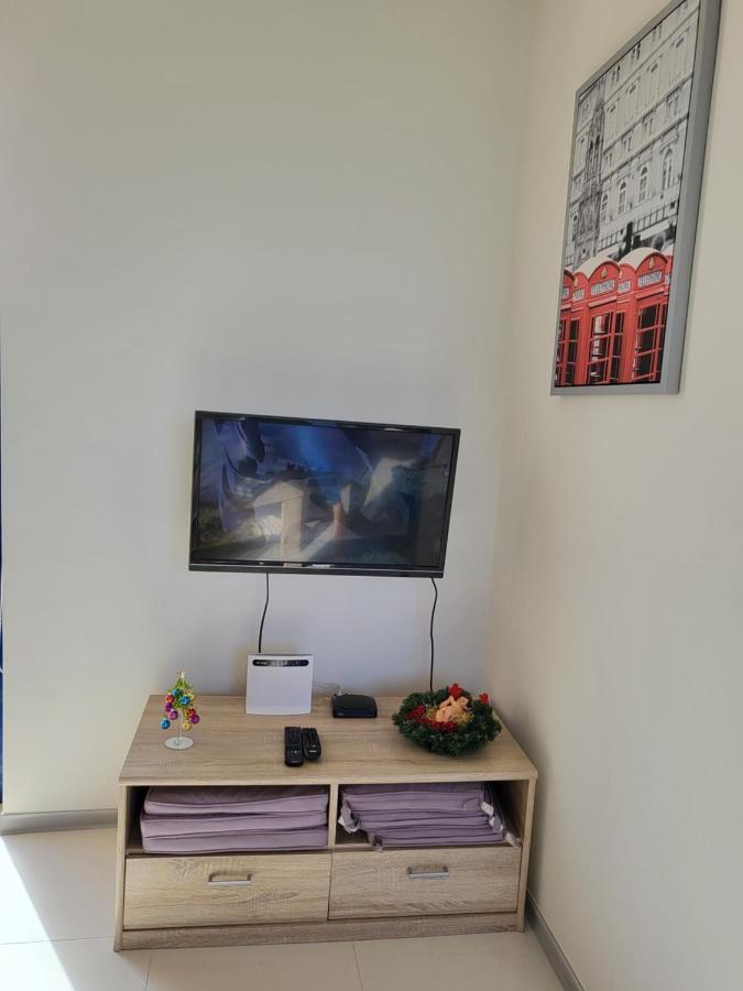 Ir-Rixa Holiday Penthouse Ghajnsielem Ngoại thất bức ảnh